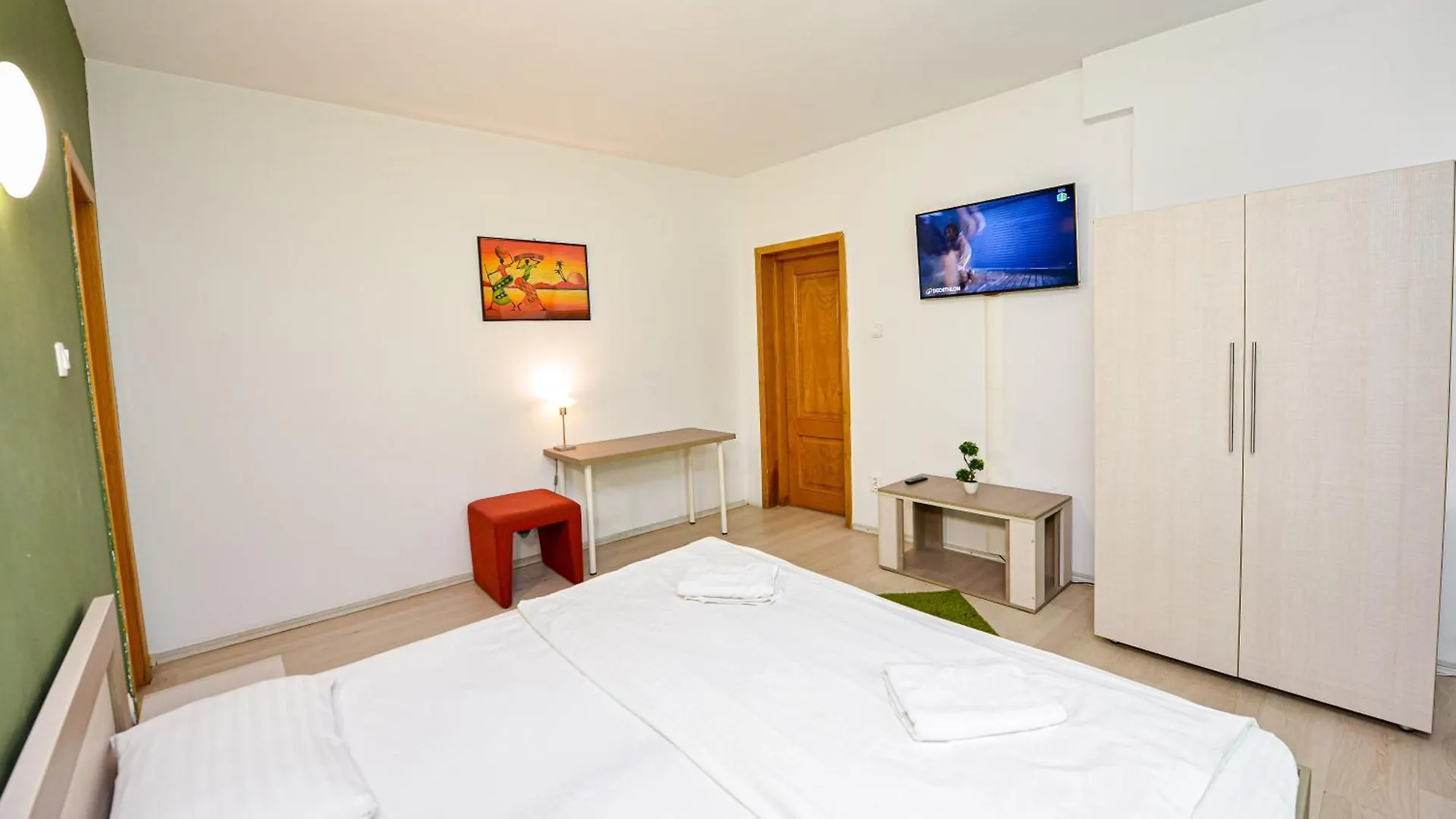 The Lincoln Suites - Central Shabbat Friendly Apartments Bucharest 0*,