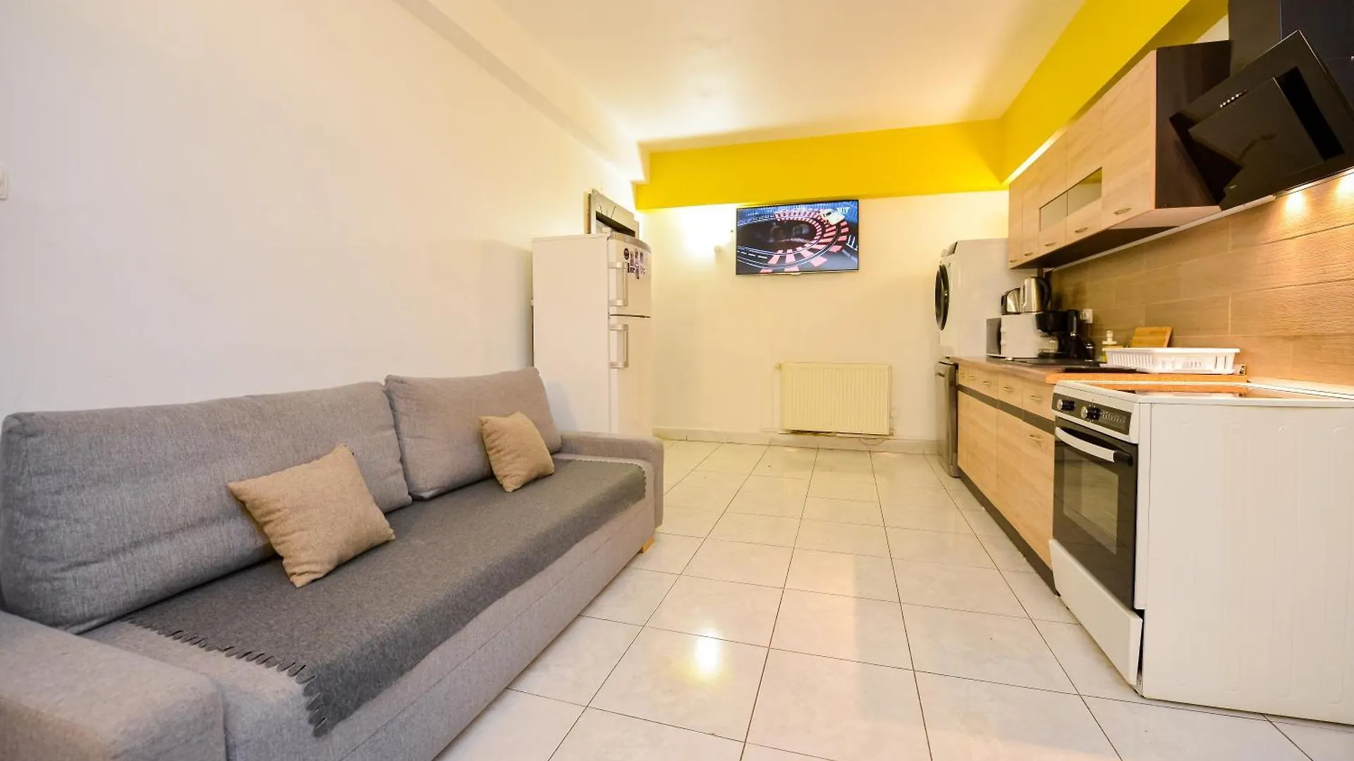 The Lincoln Suites - Central Shabbat Friendly Apartments Bucharest